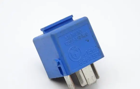 BMW 3 E46 Other relay 8364581 61.36-8364581 61368364581