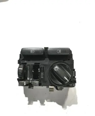 Volvo XC90 Light switch 8685450 MG421100117 04W42E01