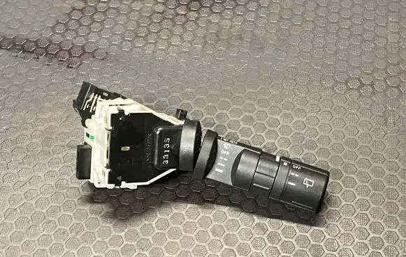 Infiniti FX Wiper control stalk 3313S 084049W