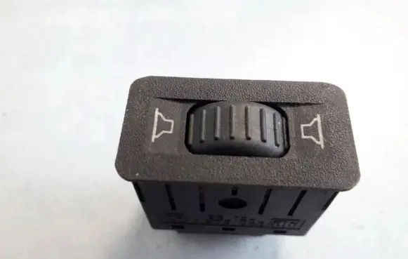 BMW 5 E34 Headlight level height control switch 65121379048 65.121379048