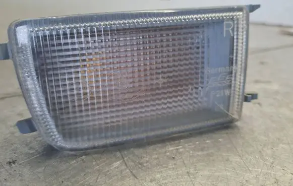 Front indicator light