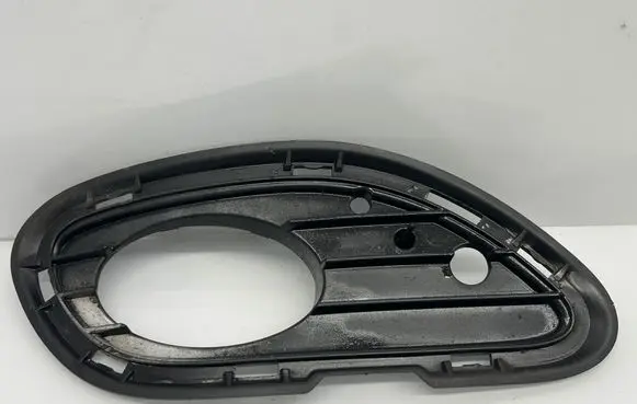 Mercedes-Benz C W203 Front bumper lower grill A2038853223