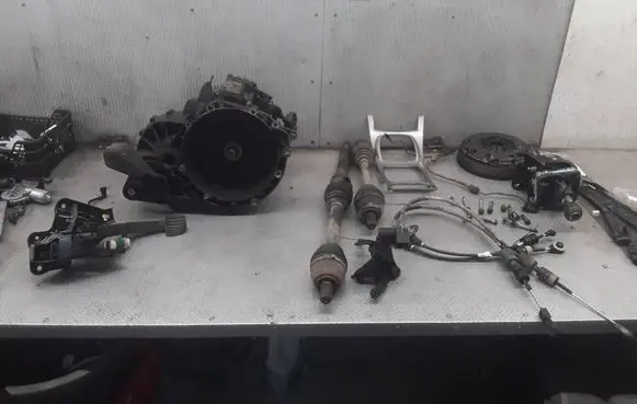 Ford S-MAX Manual 6 speed gearbox 415031810 6G9R7002SF