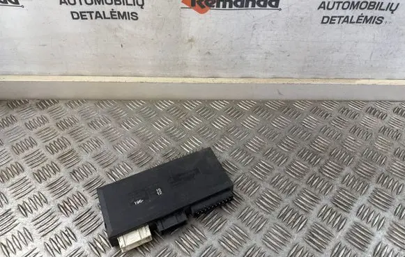 BMW 5 E39 Comfort/convenience module 61358372143