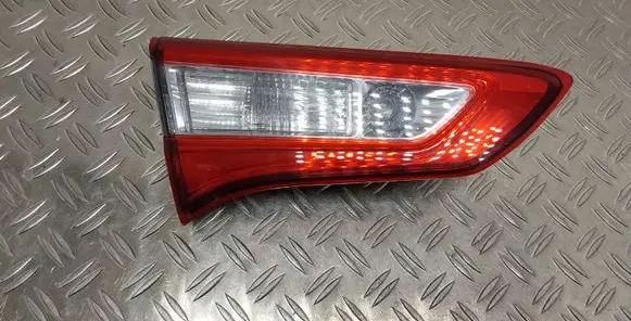 Toyota Yaris Tailgate rear/tail lights
