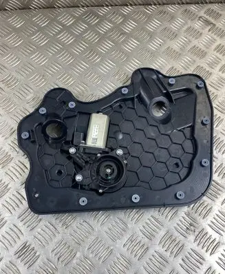 Audi A8 S8 D4 4H Front door soft close latching motor 4F0837059