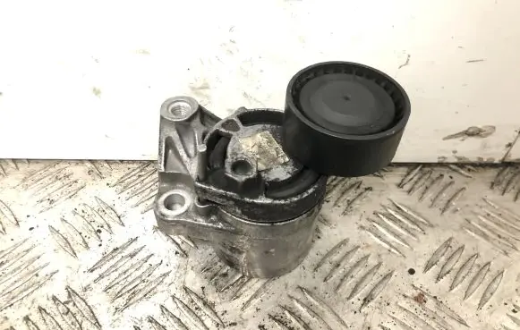 BMW 4 F32 F33 Generator/alternator belt tensioner