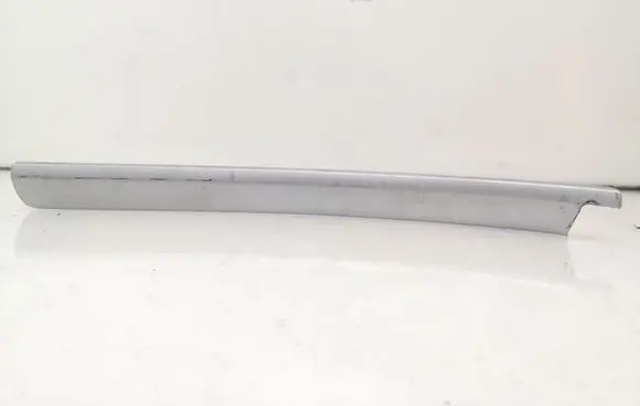 Skoda Octavia Mk2 (1Z) Dashboard glove box trim 1Z1858418