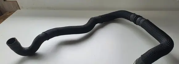 Renault Captur II Engine coolant pipe/hose