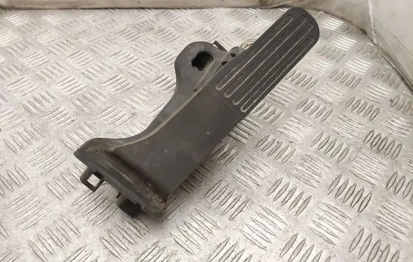 Volkswagen Golf VI Accelerator throttle pedal 1K1723503S