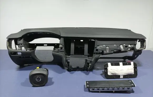 Volvo S90, V90 Dashboard 031688125