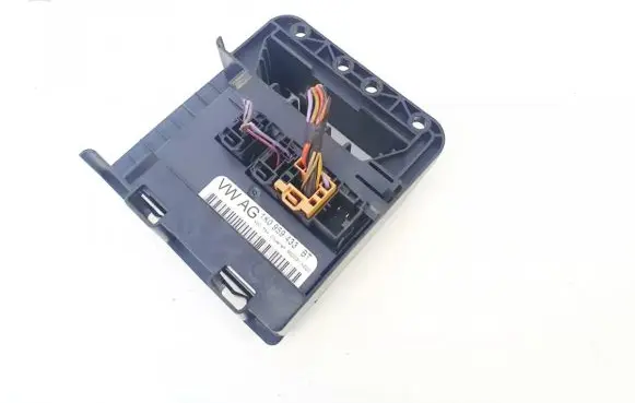 Volkswagen Golf V Comfort/convenience module 1k0959433bt 1k1907348a