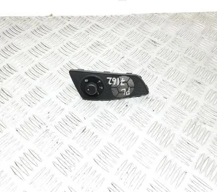 Skoda Octavia Mk2 (1Z) Wing mirror switch 1Z2959565A 1Z2867436