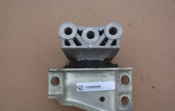 Citroen Jumper Engine mount bracket 01393895080 0A2360072826019