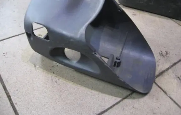 Steering wheel column trim