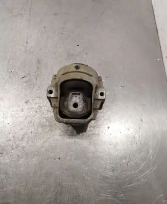 Audi A4 S4 B8 8K Engine mount bracket 8r0199381