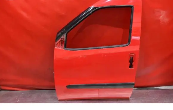 Opel Combo D Front door