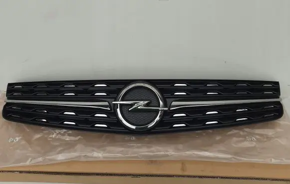 Opel Zafira C Front grill