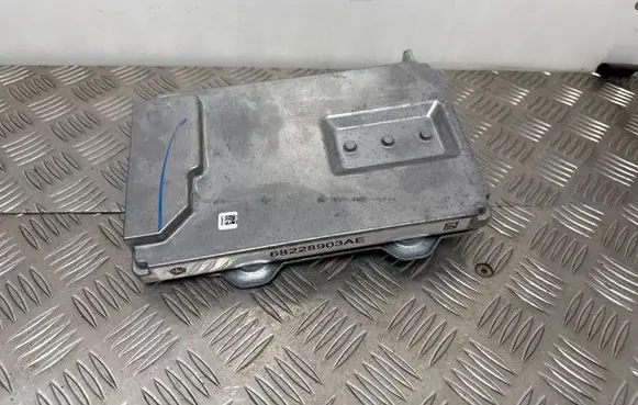 Chrysler Pacifica Sound amplifier 68228903AE