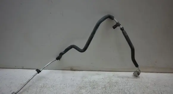 Jaguar XJL Air conditioning (A/C) pipe/hose