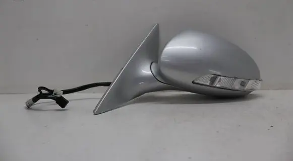 Mercedes-Benz CLS C219 Front door electric wing mirror