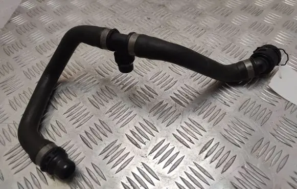 BMW 7 G11 G12 Engine coolant pipe/hose 8602619