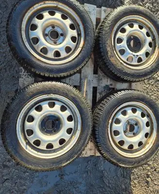 Volkswagen Golf III R14 steel rim 1h0601025p