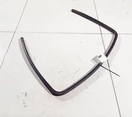 Rubber seal rear door