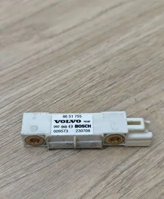 Volvo XC90 Airbag deployment crash/impact sensor 8651755 009573 230708