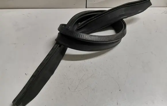 Mercedes-Benz GLE (W166 - C292) Engine compartment rubber A17683100