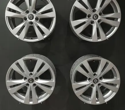 Renault Talisman R17 alloy rim 8201621543