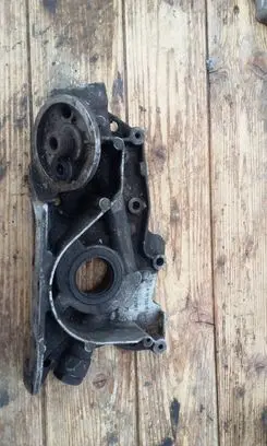 Opel Astra F Oil pump 90156196