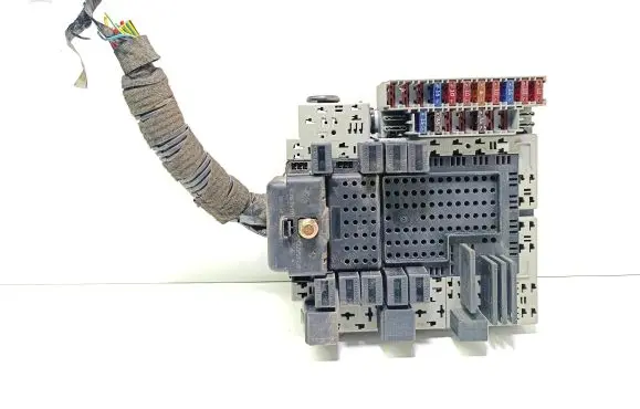 Volvo S60 Fuse module 9401802