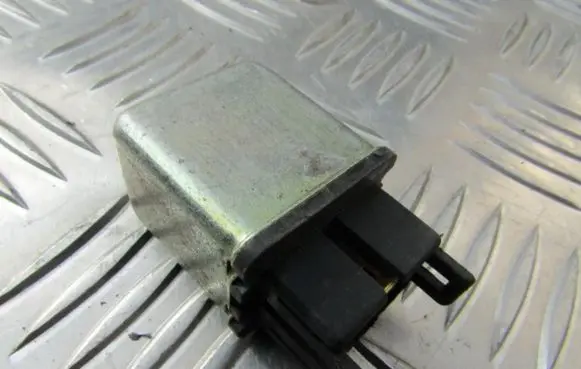 Hyundai Pony Other relay 9522033100 95220-33100