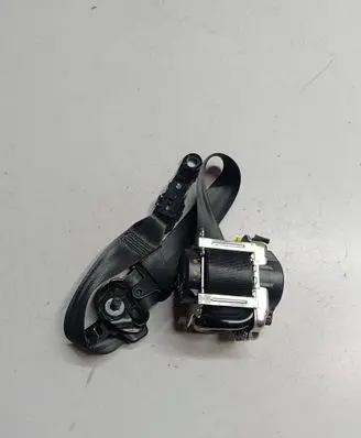 Volvo V40 Front seatbelt 31390453 03042014 619945900