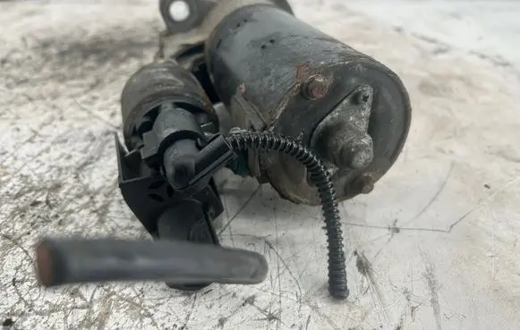 Volkswagen Jetta VI Starter motor 02Z911024H 26042014 0001116007