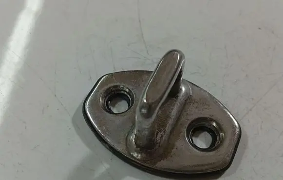 Volkswagen PASSAT B6 Front door lock loop/hook striker 3C0837033C