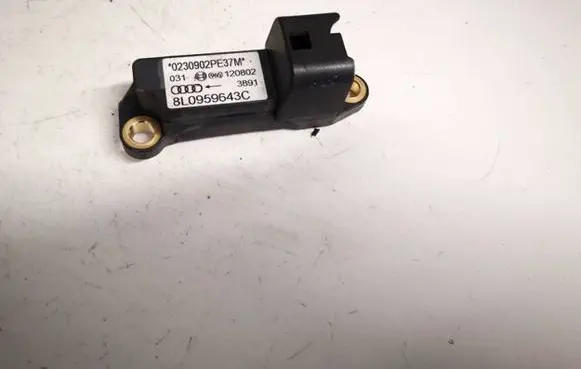 Audi A3 S3 8L Airbag deployment crash/impact sensor 8l0959643c