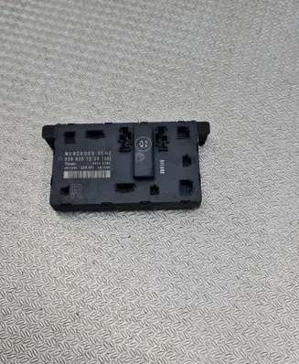 Mercedes-Benz Vito Viano W639 Door control unit/module 6398201226