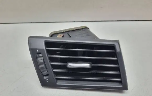 BMW X3 E83 Dashboard side air vent grill/cover trim 3400076