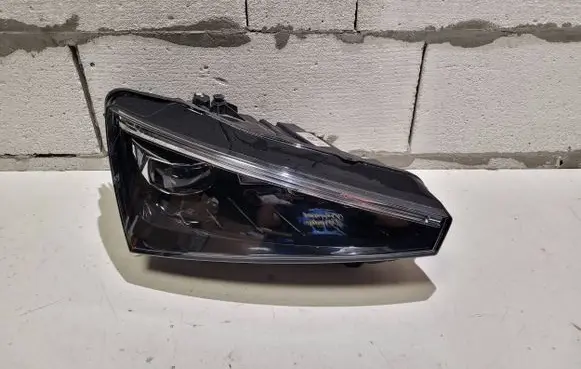 Skoda Scala Headlight/headlamp 657941016a