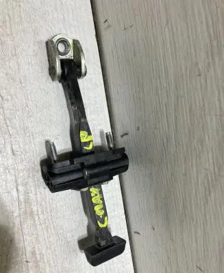 Ford C-MAX II Front door check strap stopper am51u23500ac