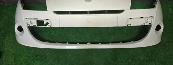 Renault Megane III Front bumper 269160001R 0001029626