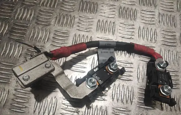 Positive cable (battery)
