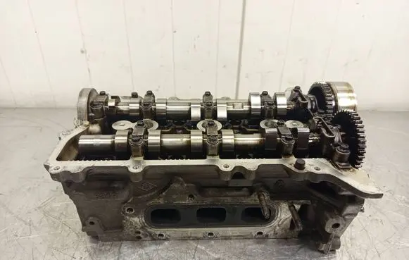 Renault Captur Engine head 631R 1935119