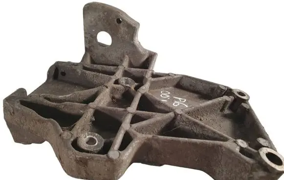 Audi A6 S6 C5 4B Engine mounting bracket 058260885