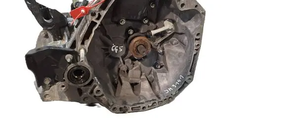 Renault Clio III Manual 5 speed gearbox S27645665 JH3141