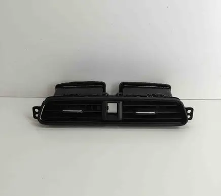 Nissan Leaf II (ZE1) Dashboard air vent grill cover trim 687505SK0B