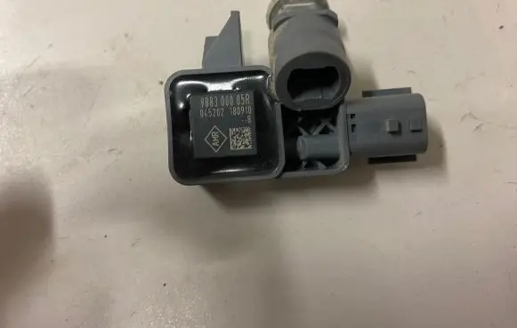 Renault Scenic III - Grand scenic III Airbag deployment crash/impact sensor 988300005R 045202180910