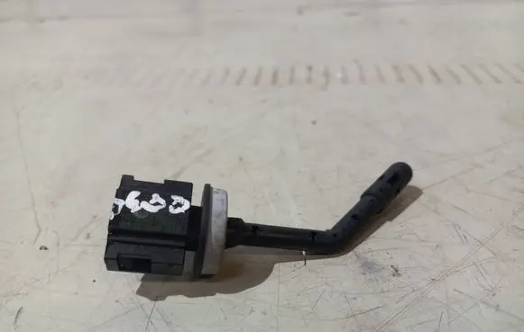 Volkswagen PASSAT B6 Interior temperature sensor 1K0907543F